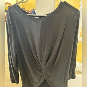 Cherish black knotted top NWT